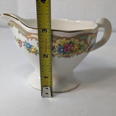 Mt. Clemens Mildred Pattern Dishware
