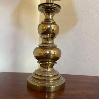 SIDE TABLE WITH A BRASS LAMP