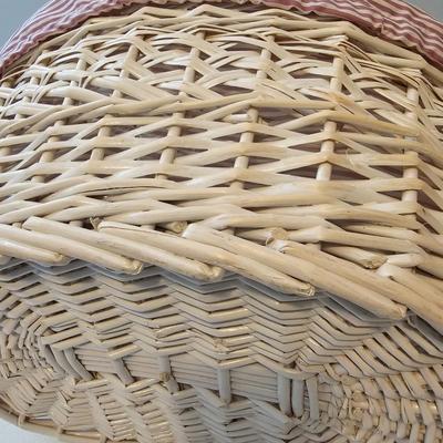 Bath Towels + Wicker Bath Accessories  (UB-JS)