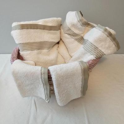 Bath Towels + Wicker Bath Accessories  (UB-JS)