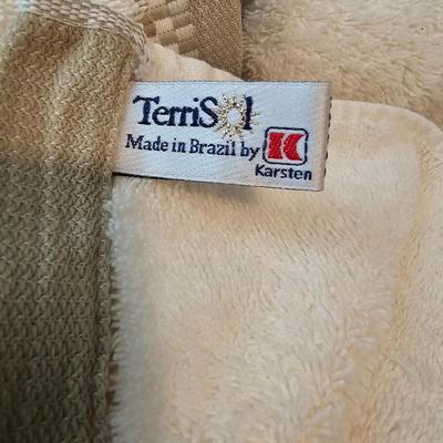 Bath Towels + Wicker Bath Accessories  (UB-JS)