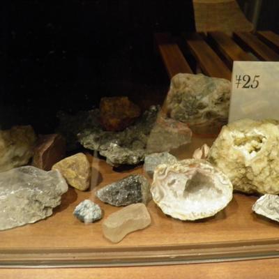 Lot of Geodes, Quartz, etc.