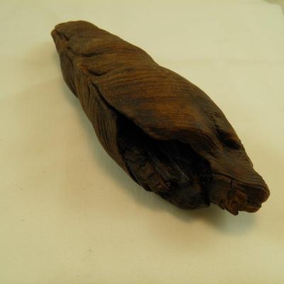 Nature Sculpted Primitive Art Tree Root 2.5"x7"