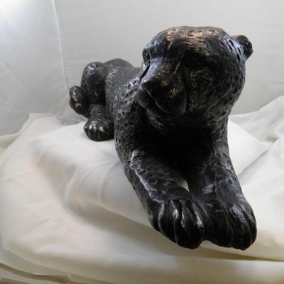 Large Cement Cheetah Sculpture 8"x24"