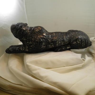 Large Cement Cheetah Sculpture 8"x24"