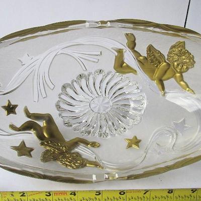 Lot 239: Large Oval Clear Glass Bowl With Angel Images