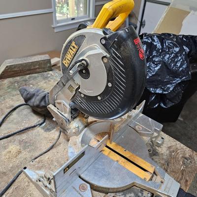 DeWalt 10" Compound Miter Saw + More  (BG-JS)