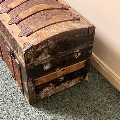 Antique Metal / Wood Dome Top Trunk