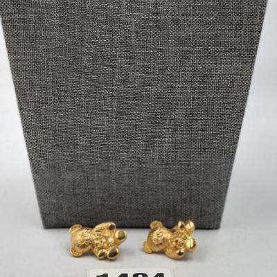 Gold Toned Stars Necklace Ensemble