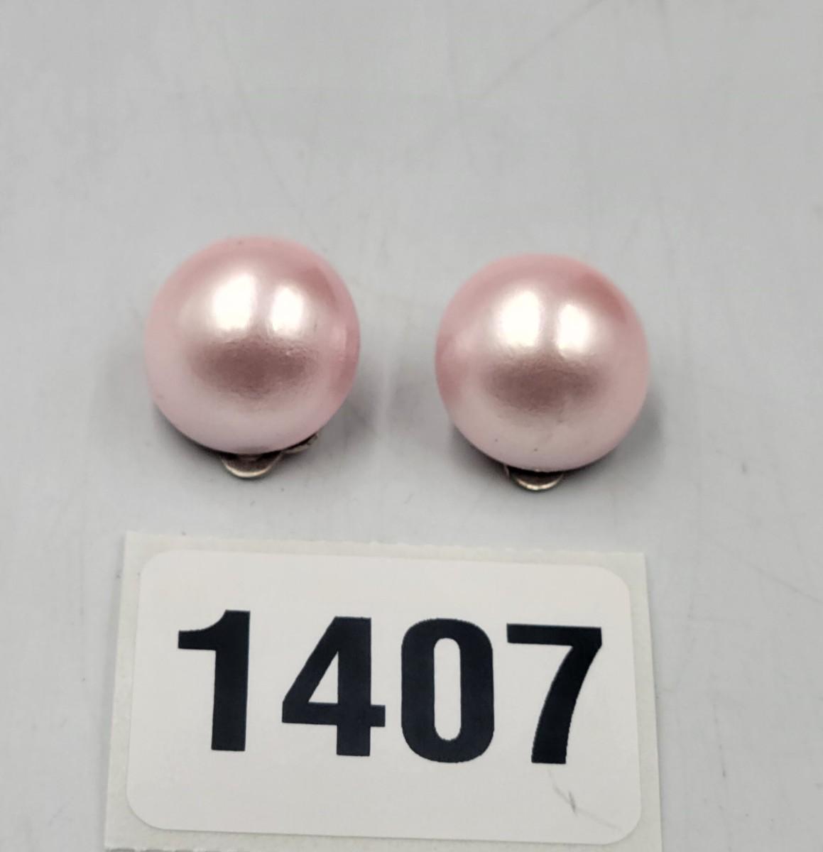 Pink Clip On Earrings | EstateSales.org