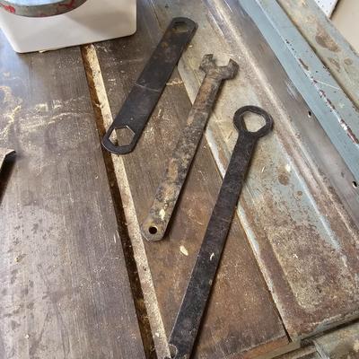 Delta Model 10 Contractors Table Saw (BG-JS)