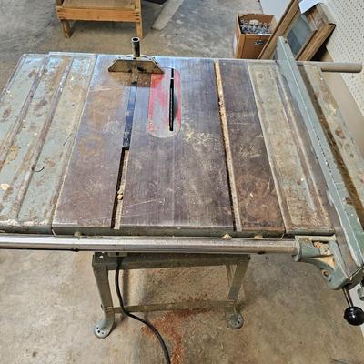 Delta Model 10 Contractors Table Saw (BG-JS)