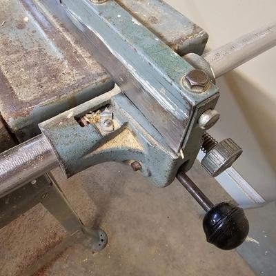 Delta Model 10 Contractors Table Saw (BG-JS)