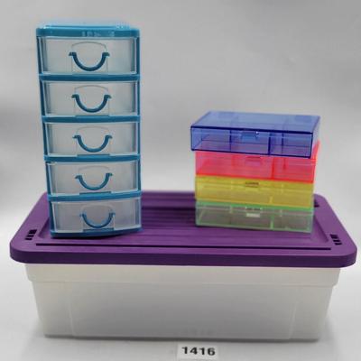 Storage Container Lot