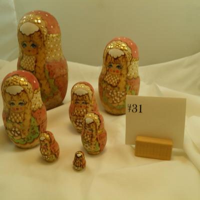 7 Piece Blond Hair Russian Nesting Dolls