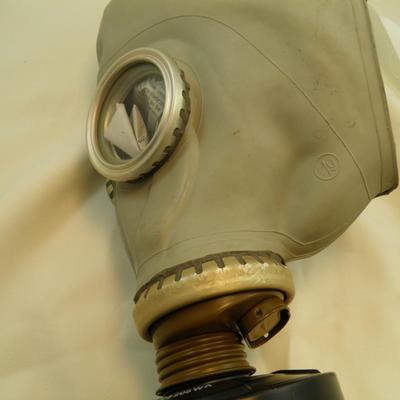 Vintage T-80 Gas Mask