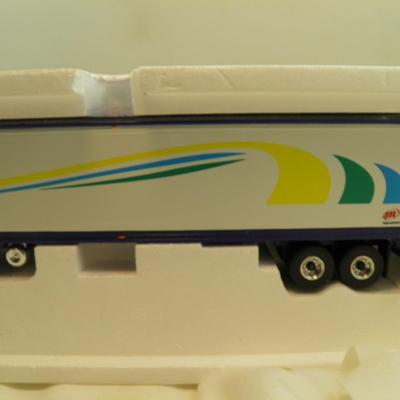 1st Gear Thermo King Tractor Trailer NIB