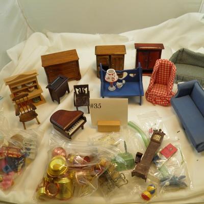 Lot of Various Miniatures - Dollhouse Furniture & Accessories AS IS