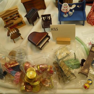Lot of Various Miniatures - Dollhouse Furniture & Accessories AS IS