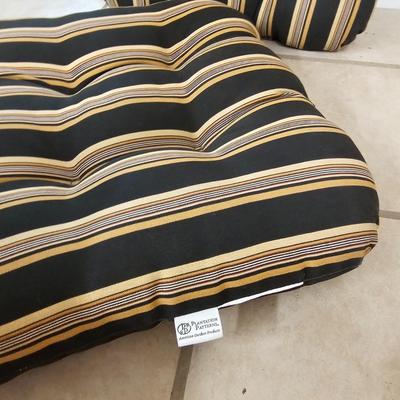 Plantation Pattern Outdoor Cushions  (G-JS)