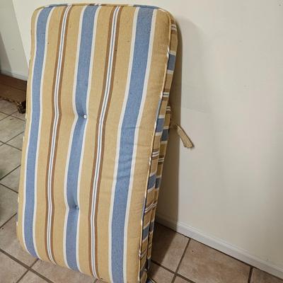 Plantation Pattern Outdoor Cushions  (G-JS)