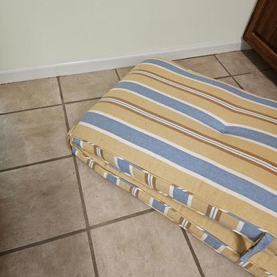 Plantation Pattern Outdoor Cushions  (G-JS)