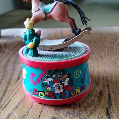 Looney tunes Music Box
