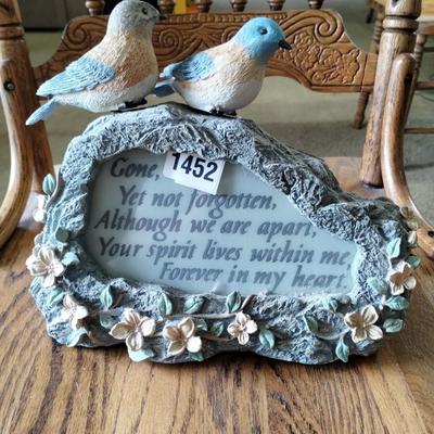 Solar powered outdoor bird decor