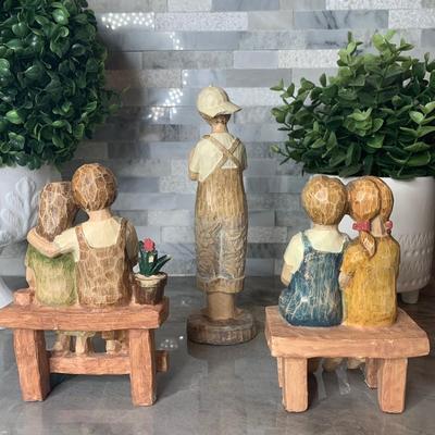Faceless â€œRomeo Julietâ€ style collectibles figurines