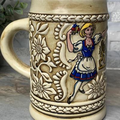Vintage 1982 FTDA Bavaria Folk Dancers Floral Embossed Beer Stein Mug