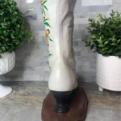 Atlantic Mold Vintage Ceramic boot