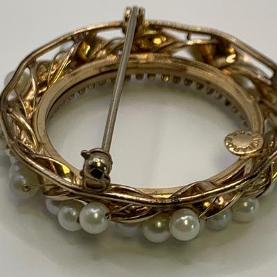 Four Vintage Rings & a Pearl Brooch (B2-HS)