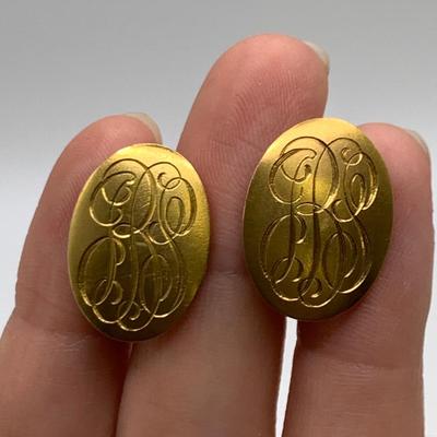 Evans Nickel Silver Cigarette Case with Vintage Thimbles & Screw Back Earrings (B2-HS)