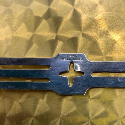 Evans Nickel Silver Cigarette Case with Vintage Thimbles & Screw Back Earrings (B2-HS)