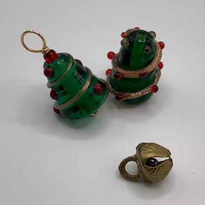 Seasonal & Holiday Pins, Pendants, & Earrings (B2-HS)