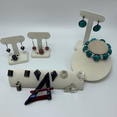 Six Glass & Metal Jewelry Sets with Pierced Earrings (B2-HS)