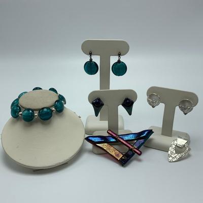 Six Glass & Metal Jewelry Sets with Pierced Earrings (B2-HS)