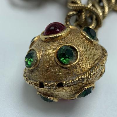 Vintage Chunky Gold Charm Bracelet (B2-HS)