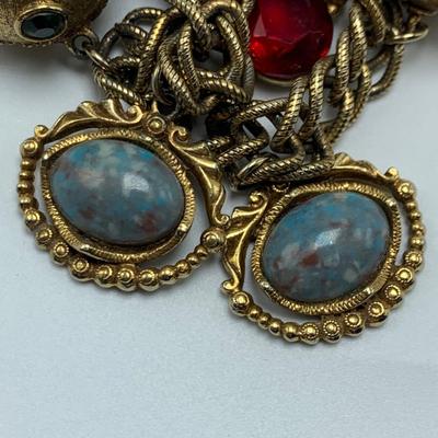 Vintage Chunky Gold Charm Bracelet (B2-HS)