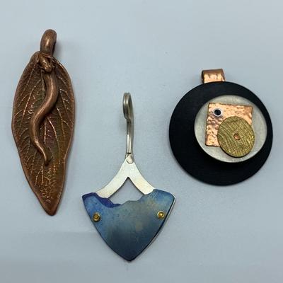 Funky Artsy Metal Pendants & More (B2-HS)