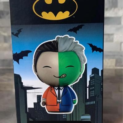 2017 FUNKO DORBZ BATMAN TWO-FACE #247 VINYL FIGURE DC COMICS BRAND NEW IN BOX