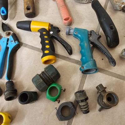 Assorted Hand Garden Tools + More (G-JS)