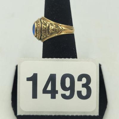 1960 10K Gold Class Ring