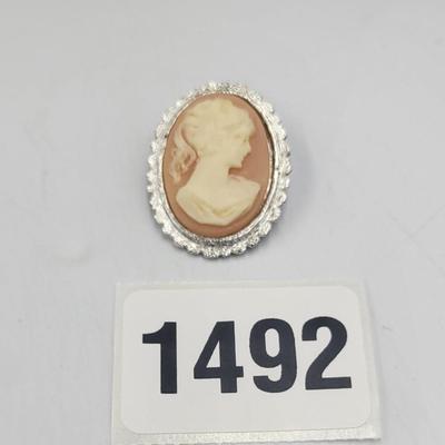 Vintage Cameo Pin