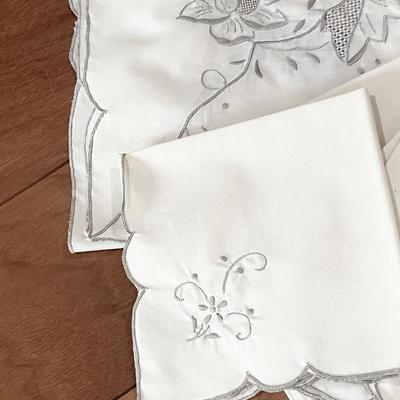 Pair  (2) Embroidered Square Table Cloths With Six (6) Matching Napkins
