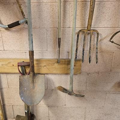 Large Selection of Yard/Garden Tools  (WS-JS)
