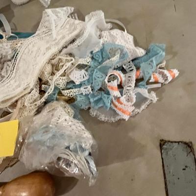 Lot of lace & other