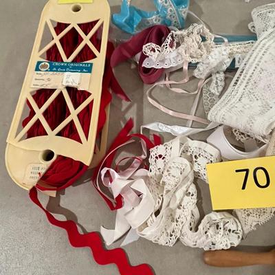 Lot of lace & other