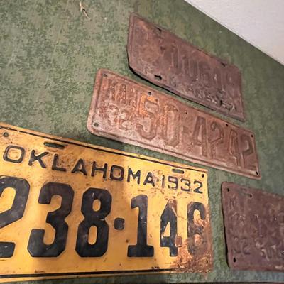 Lot of Early License Plates Various states