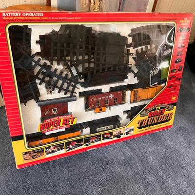 Vintage Roll'n Thunder Train Set